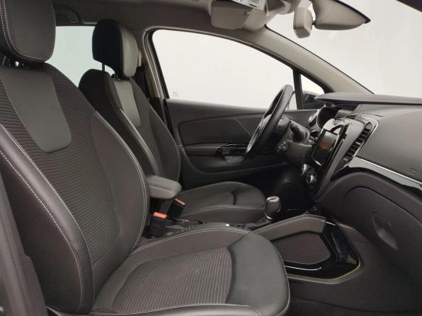 Renault Kaptur I Рестайлинг с пробегом 2021 года, цена 1 595 000 рублей, 75566 км, внедорожник, Автокод Объявления