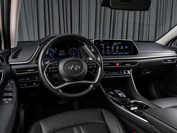 Hyundai Sonata VIII (DN8) с пробегом 2021 года, цена 2 299 000 рублей, 126564 км, седан, Автокод Объявления