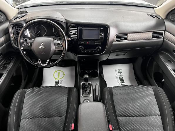 Mitsubishi Outlander III Рестайлинг 2 с пробегом 2016 года, цена 1 675 000 рублей, 194878 км, внедорожник, Автокод Объявления