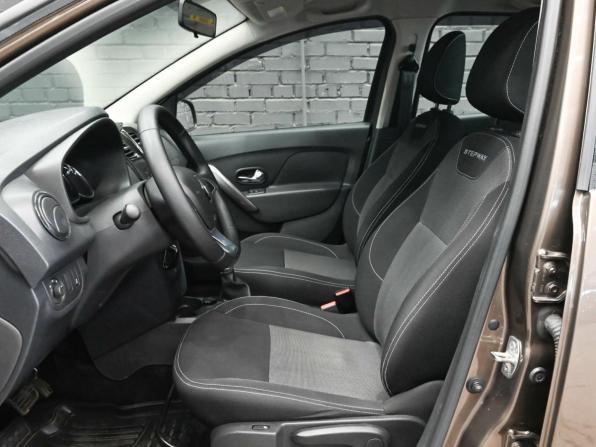 Renault Logan II Рестайлинг с пробегом 2021 года, цена 1 380 000 рублей, 69779 км, седан, Автокод Объявления