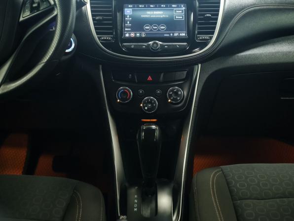 Chevrolet Trax I Рестайлинг с пробегом 2018 года, цена 861 000 рублей, 100643 км, внедорожник, Автокод Объявления