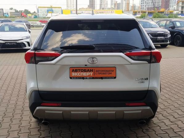 Toyota RAV4 V (XA50) с пробегом 2023 года, цена 3 625 000 рублей, 24100 км, внедорожник, Автокод Объявления