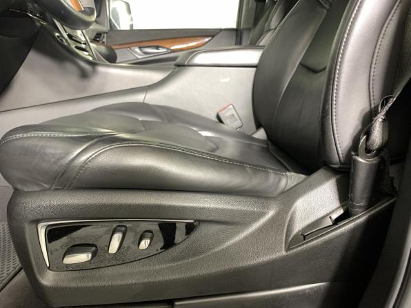 Cadillac Escalade IV с пробегом 2019 года, цена 4 900 000 рублей, 119114 км, внедорожник, Автокод Объявления