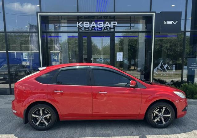 Ford Focus II Рестайлинг с пробегом 2011 года, цена 599 000 рублей, 255305 км, хэтчбек, Автокод Объявления