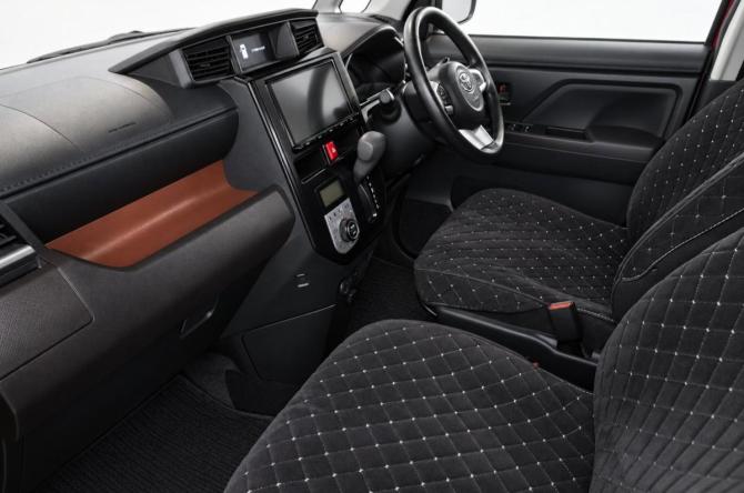 Toyota Tank I с пробегом 2017 года, цена 1 199 000 рублей, 38000 км, микровэн, Автокод Объявления