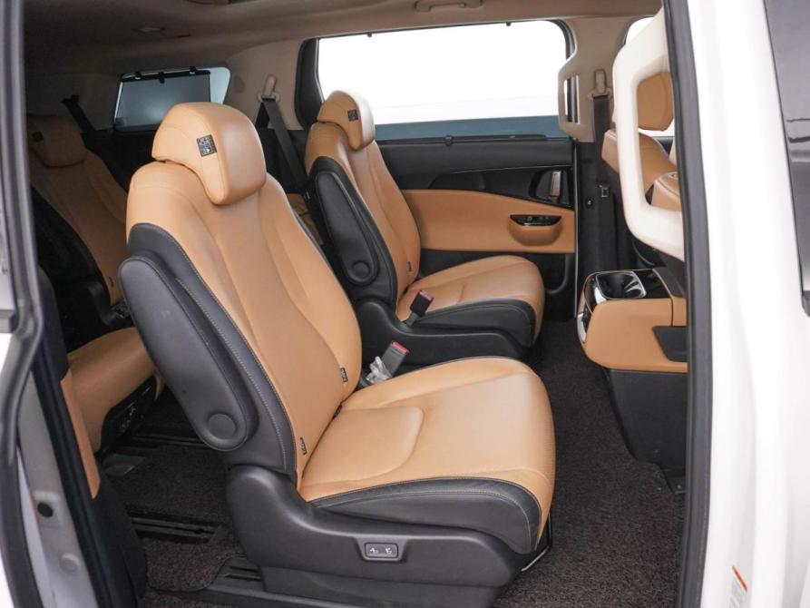 Kia Carnival IV Москва  - изображение 7