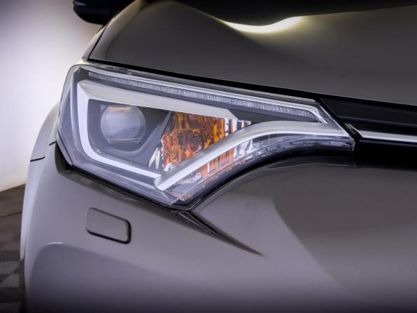 Toyota RAV4 IV (XA40) Рестайлинг с пробегом 2019 года, цена 2 520 000 рублей, 101198 км, внедорожник, Автокод Объявления