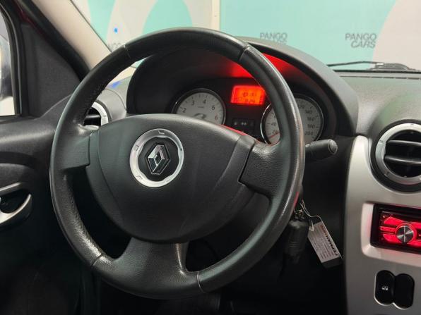 Renault Logan I Рестайлинг с пробегом 2013 года, цена 497 000 рублей, 189187 км, седан, Автокод Объявления
