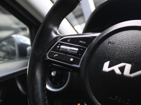 Kia Cerato IV Рестайлинг с пробегом 2021 года, цена 1 989 000 рублей, 103755 км, седан, Автокод Объявления