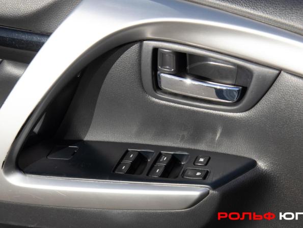 Mitsubishi Pajero Sport III с пробегом 2018 года, цена 2 238 000 рублей, 315655 км, внедорожник, Автокод Объявления
