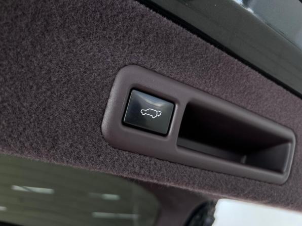Lexus RX IV с пробегом 2018 года, цена 3 900 000 рублей, 144400 км, внедорожник, Автокод Объявления