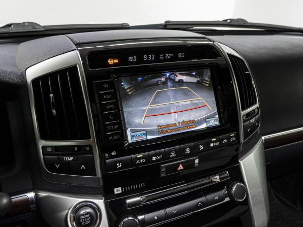 Toyota Land Cruiser 200 Series Рестайлинг 1 с пробегом 2015 года, цена 4 779 000 рублей, 168008 км, внедорожник, Автокод Объявления