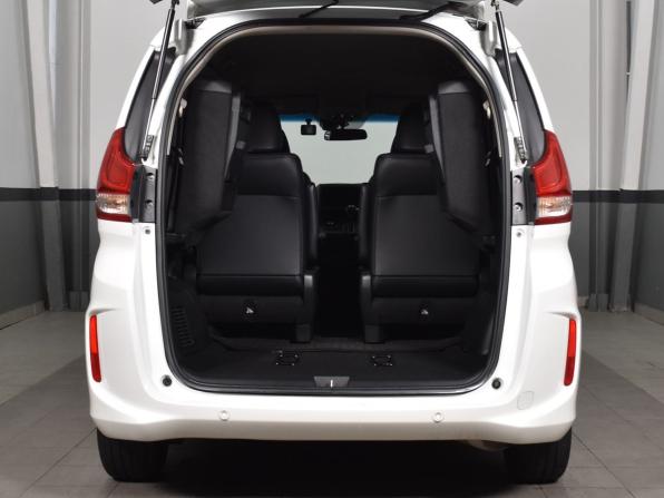 Honda Freed II Рестайлинг с пробегом 2020 года, цена 1 699 995 рублей, 82305 км, компактвэн, Автокод Объявления