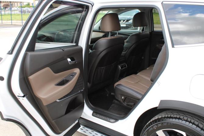Hyundai Santa Fe IV Рестайлинг с пробегом 2022 года, цена 3 899 000 рублей, 85159 км, внедорожник, Автокод Объявления