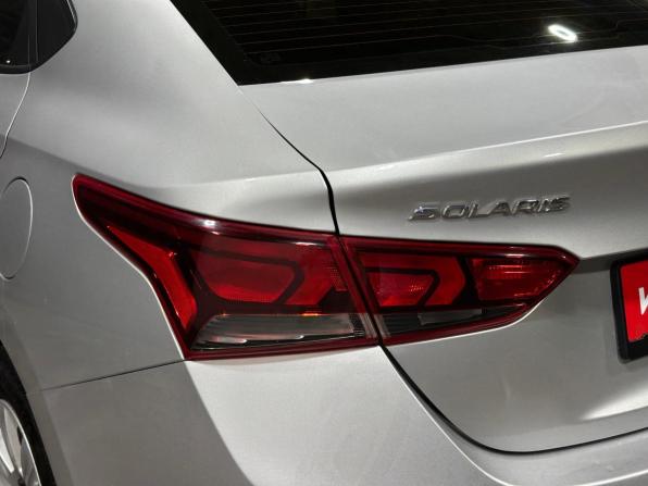 Hyundai Solaris II с пробегом 2017 года, цена 1 051 000 рублей, 209163 км, седан, Автокод Объявления