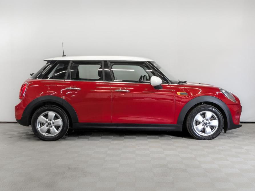 Mini Hatch III (F55/F56) Москва  - изображение 4