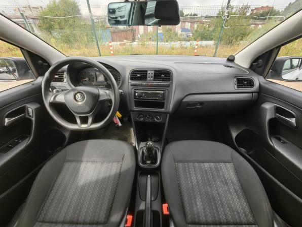 Volkswagen Polo V Рестайлинг с пробегом 2018 года, цена 789 000 рублей, 190000 км, седан, Автокод Объявления