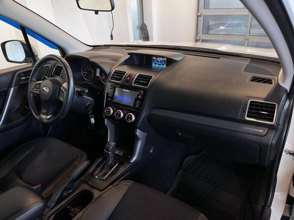 Subaru Forester IV Рестайлинг с пробегом 2015 года, цена 1 680 000 рублей, 165721 км, внедорожник, Автокод Объявления