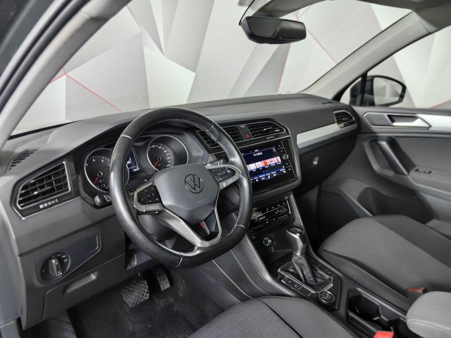 Volkswagen Tiguan II Рестайлинг Москва  - изображение 17