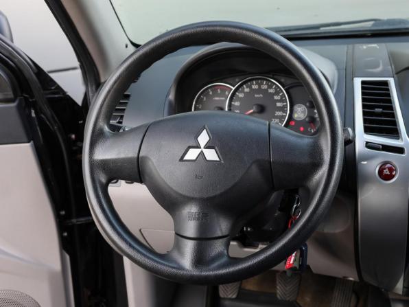 Mitsubishi Pajero Sport II Рестайлинг с пробегом 2013 года, цена 1 598 000 рублей, 199701 км, внедорожник, Автокод Объявления