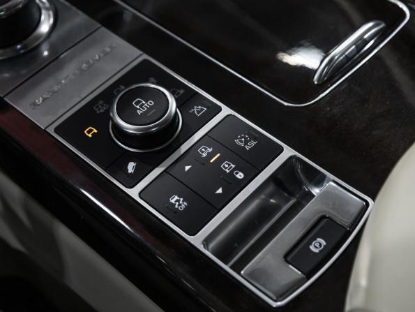 Land Rover Range Rover IV с пробегом 2014 года, цена 3 899 000 рублей, 112272 км, внедорожник, Автокод Объявления