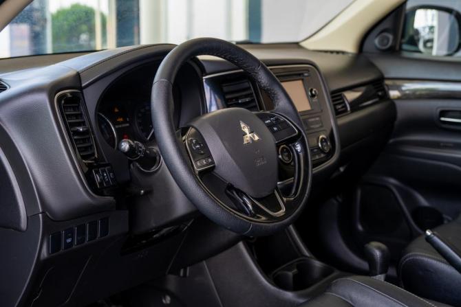 Mitsubishi Outlander III Рестайлинг 2 с пробегом 2016 года, цена 2 400 000 рублей, 150740 км, внедорожник, Автокод Объявления