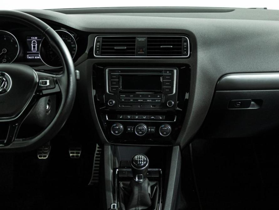 Volkswagen Jetta VI Рестайлинг Санкт-Петербург  - изображение 15