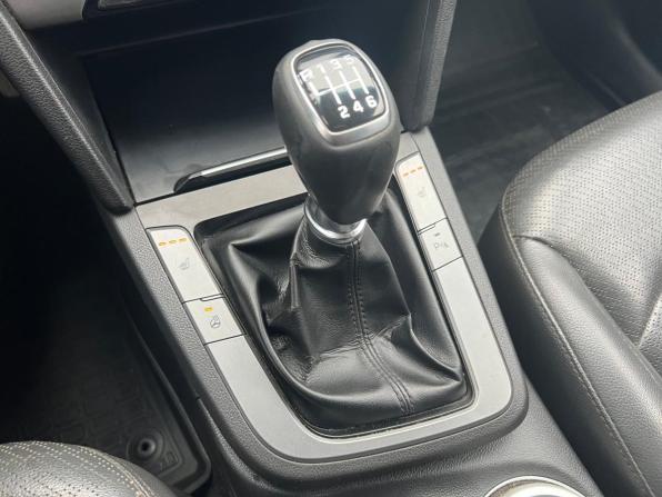 Hyundai Elantra VI (AD) с пробегом 2016 года, цена 1 310 000 рублей, 209309 км, седан, Автокод Объявления
