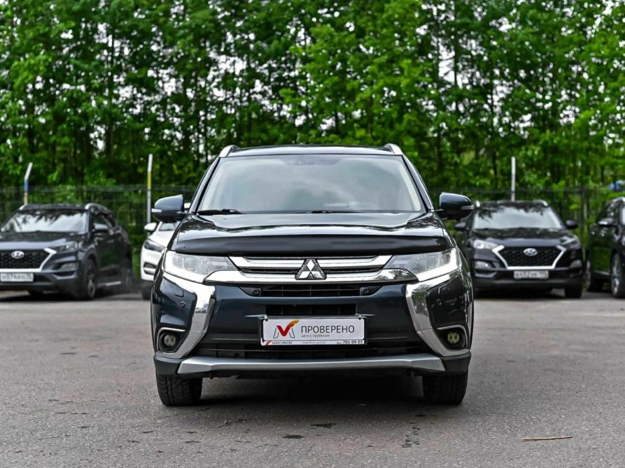 Mitsubishi Outlander III Рестайлинг 2 Санкт-Петербург  - изображение 3