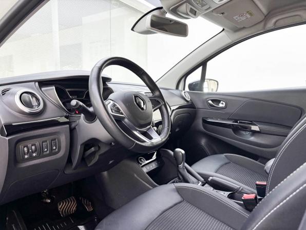 Renault Kaptur I Рестайлинг с пробегом 2021 года, цена 1 950 000 рублей, 55300 км, внедорожник, Автокод Объявления