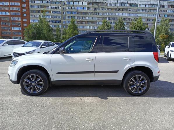 Skoda Yeti I Рестайлинг с пробегом 2017 года, цена 1 370 000 рублей, 209468 км, внедорожник, Автокод Объявления