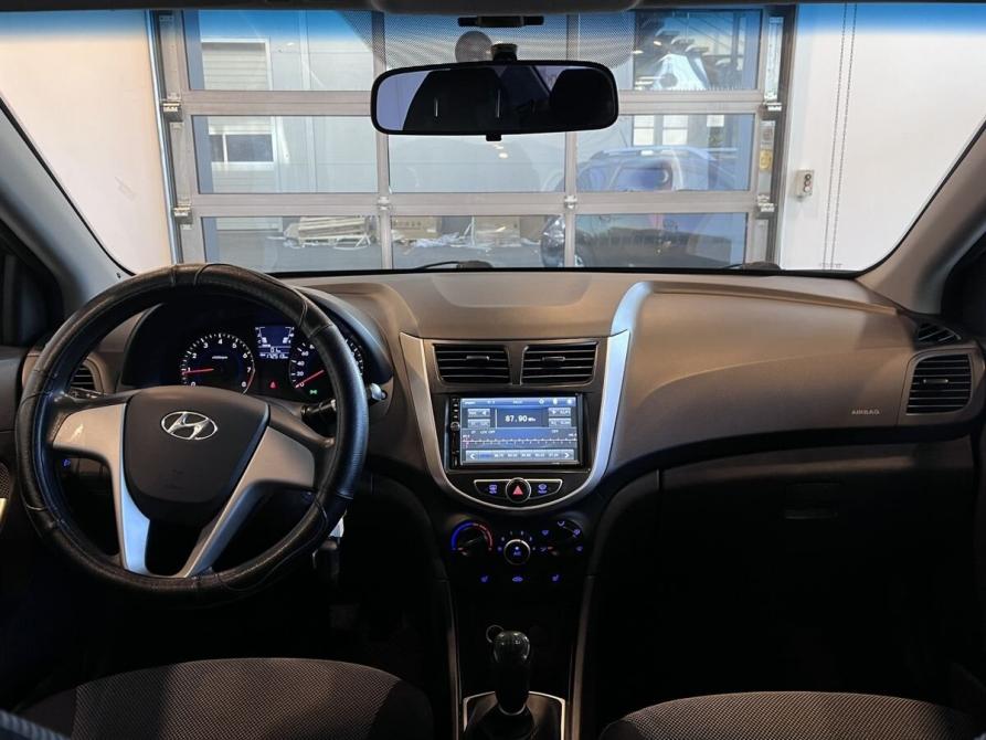 Hyundai Solaris I Чебоксары  - изображение 9