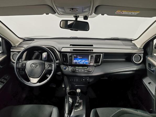 Toyota RAV4 IV (XA40) Рестайлинг с пробегом 2018 года, цена 2 599 000 рублей, 98837 км, внедорожник, Автокод Объявления