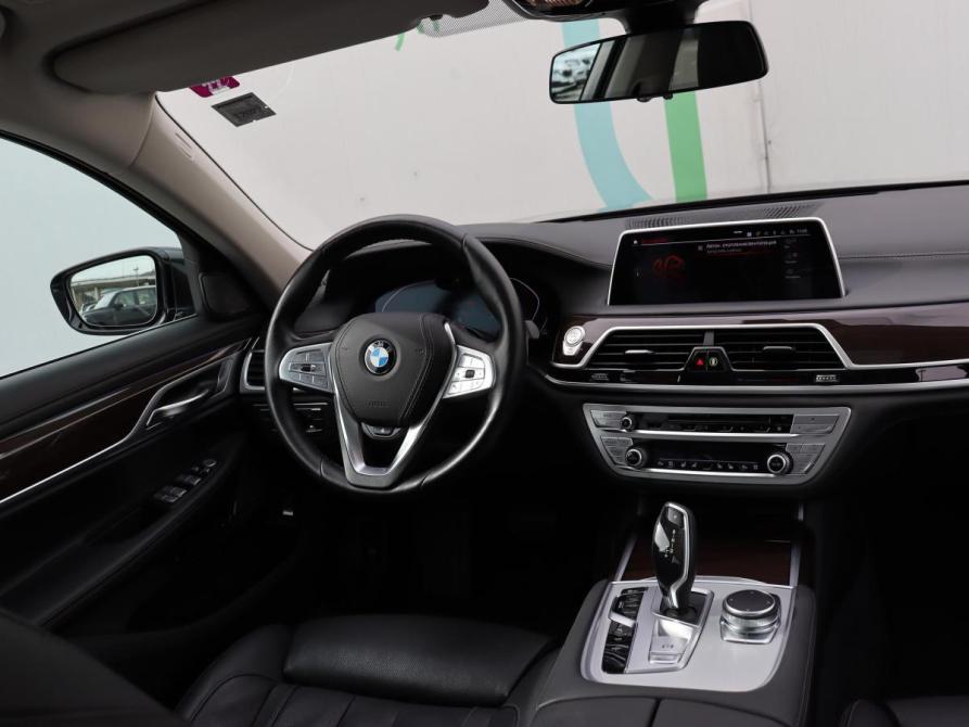 BMW 7 серии VI (G11/G12) Рестайлинг Сочи  - изображение 13