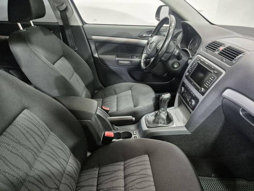 Skoda Octavia II (A5) Рестайлинг Ярославль  - изображение 10