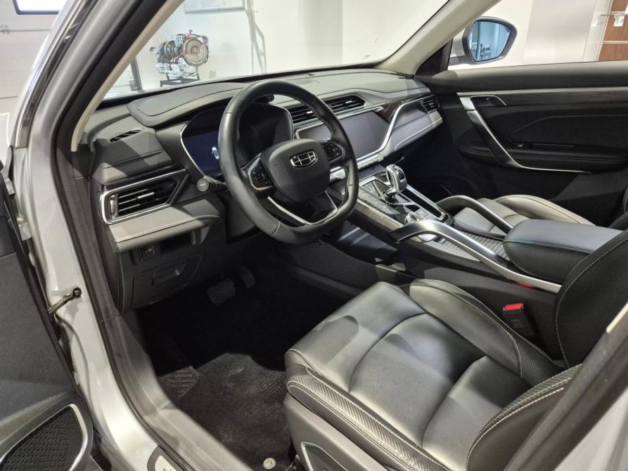 Geely Atlas Pro Москва  - изображение 7