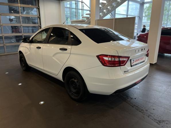 Lada (ВАЗ) Vesta I с пробегом 2021 года, цена 1 055 000 рублей, 137144 км, седан, Автокод Объявления