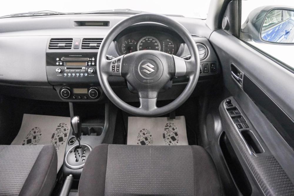 Suzuki Swift III Красноярск  - изображение 15