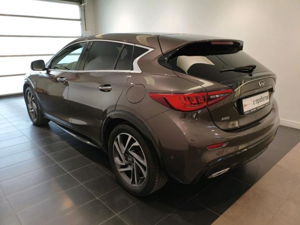 Infiniti Q30 с пробегом 2016 года, цена 1 649 000 рублей, 93428 км, хэтчбек, Автокод Объявления