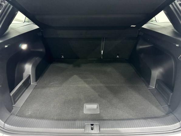 Новый Volkswagen Tavendor I 2025 года, цена 5 649 000 рублей, внедорожник, Автокод Объявления