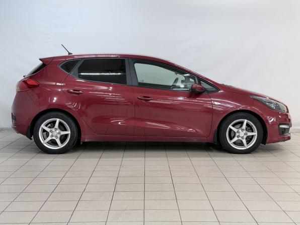Kia Ceed II Рестайлинг с пробегом 2015 года, цена 999 000 рублей, 174986 км, хэтчбек, Автокод Объявления