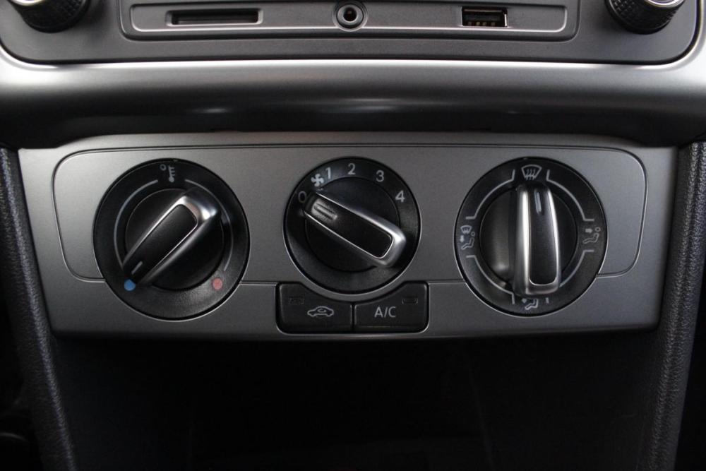 Volkswagen Polo V Рестайлинг Брянск  - изображение 15