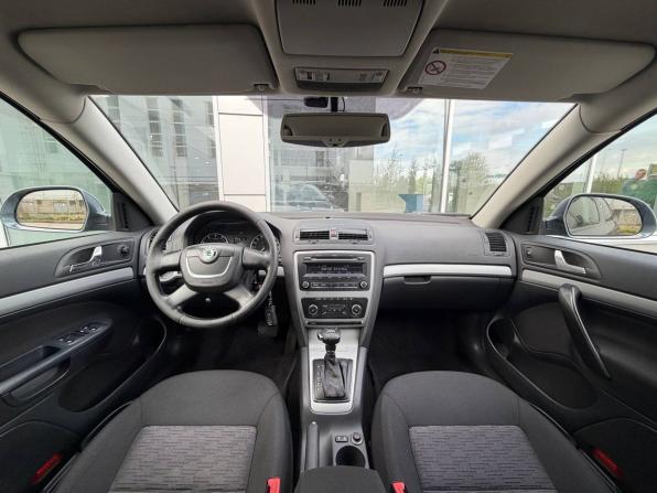 Skoda Octavia II (A5) Рестайлинг с пробегом 2013 года, цена 545 000 рублей, 323000 км, лифтбек, Автокод Объявления