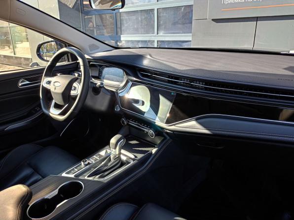 Omoda S5 с пробегом 2023 года, цена 1 549 900 рублей, 8609 км, седан, Автокод Объявления