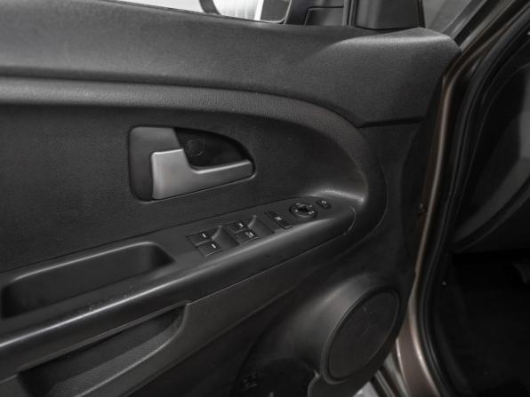 Kia Venga I с пробегом 2014 года, цена 995 000 рублей, 239024 км, минивэн, Автокод Объявления