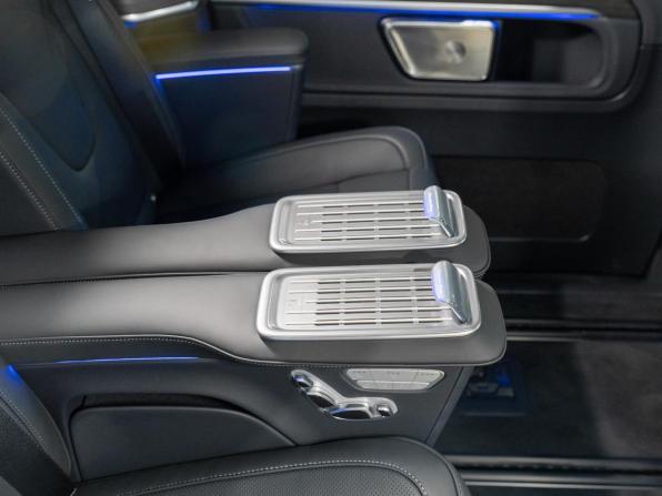 Новый Mercedes-Benz V-Класс III (W447) Рестайлинг 2 2026 года, цена 15 490 000 рублей, минивэн, Автокод Объявления