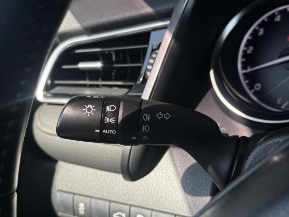 Toyota Camry VIII (XV70) с пробегом 2019 года, цена 2 750 000 рублей, 211085 км, седан, Автокод Объявления