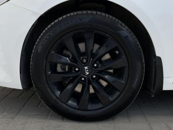 Kia Optima IV Рестайлинг с пробегом 2018 года, цена 2 050 000 рублей, 103731 км, седан, Автокод Объявления