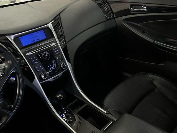 Hyundai Sonata VI (YF) с пробегом 2010 года, цена 929 000 рублей, 254317 км, седан, Автокод Объявления