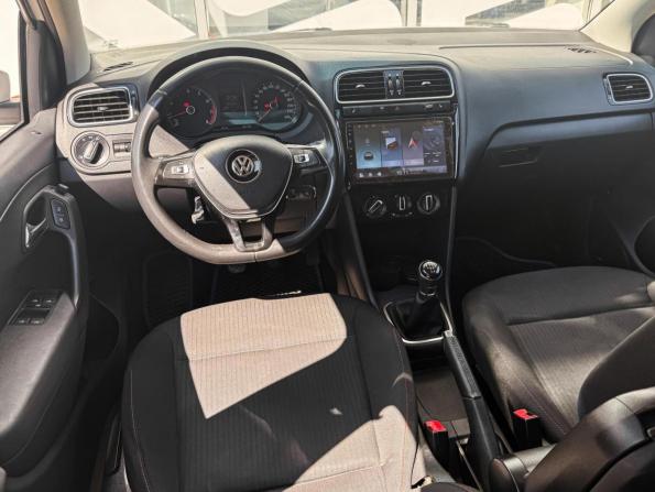 Volkswagen Polo V Рестайлинг с пробегом 2017 года, цена 960 000 рублей, 233265 км, седан, Автокод Объявления